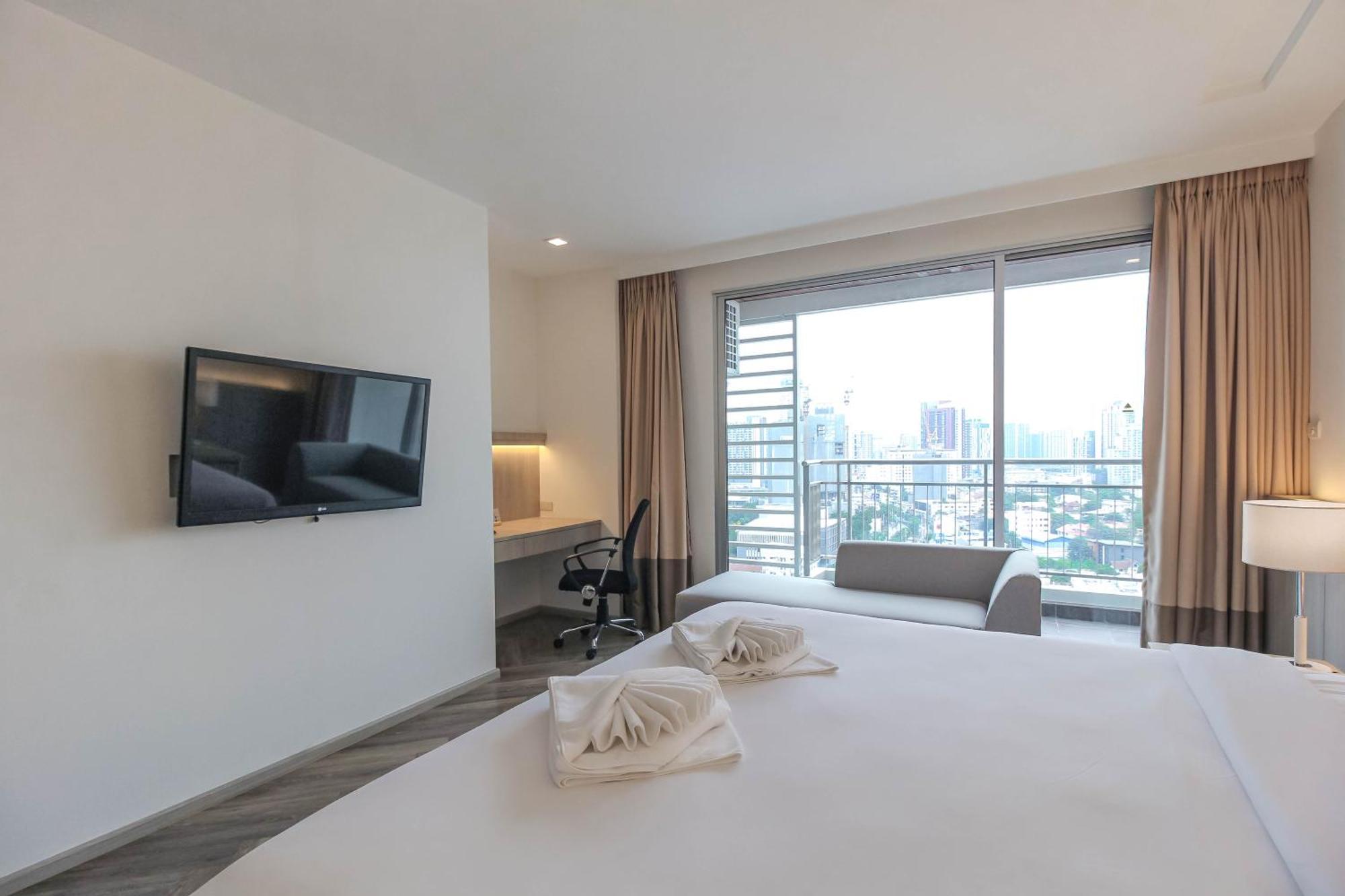 Jasmine Grande Residence Bangkok Exterior photo Deluxe Room