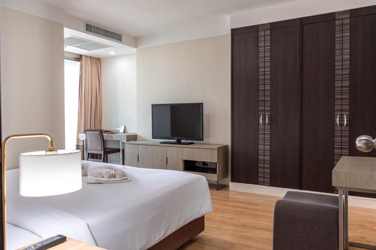 Jasmine Grande Residence Bangkok Exterior photo A bedroom at the hotel