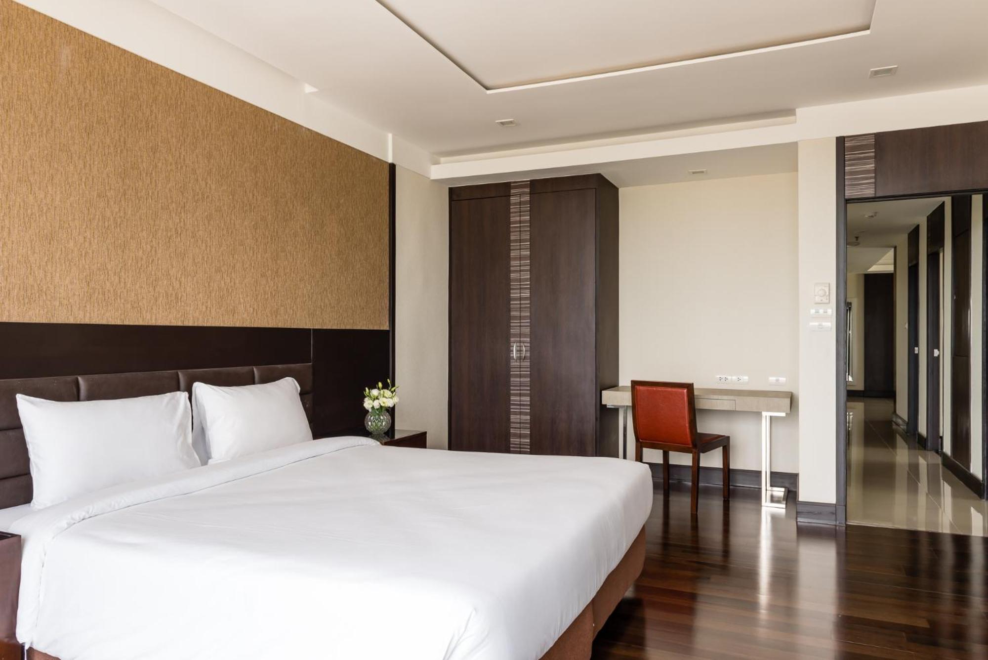 Jasmine Grande Residence Bangkok Room photo A bedroom at the hotel